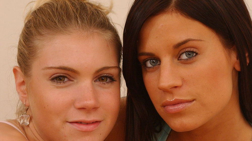 Mit Frauen vor der Webcam vergnügen